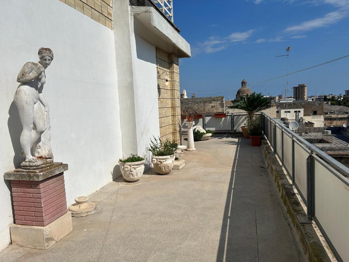 Terrazza Santo Oronzo Appartement Lecce Buitenkant foto