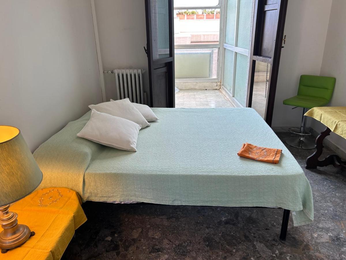 Terrazza Santo Oronzo Appartement Lecce Buitenkant foto